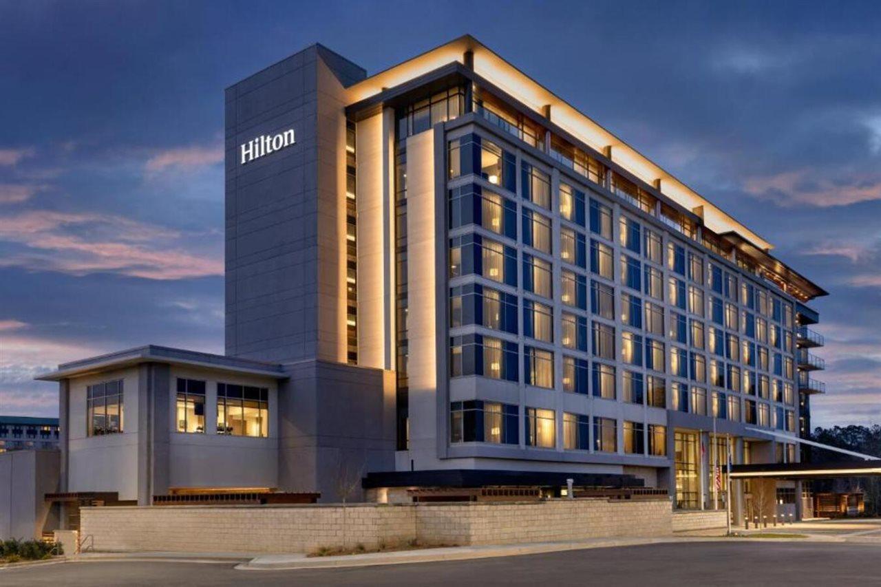 ホテル Hilton Alpharetta Atlanta エクステリア 写真